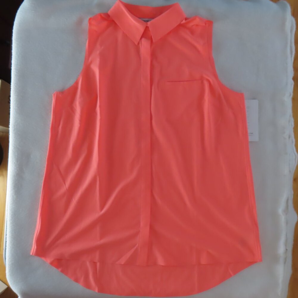 Athleta Urbanite II Tank Women's Top Button Up Athleisure Stretch Button Lg New